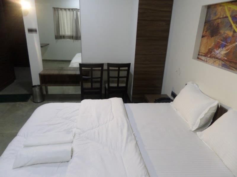 Treebo Lalaji'S Executive Hotel Аурангабад Екстериор снимка