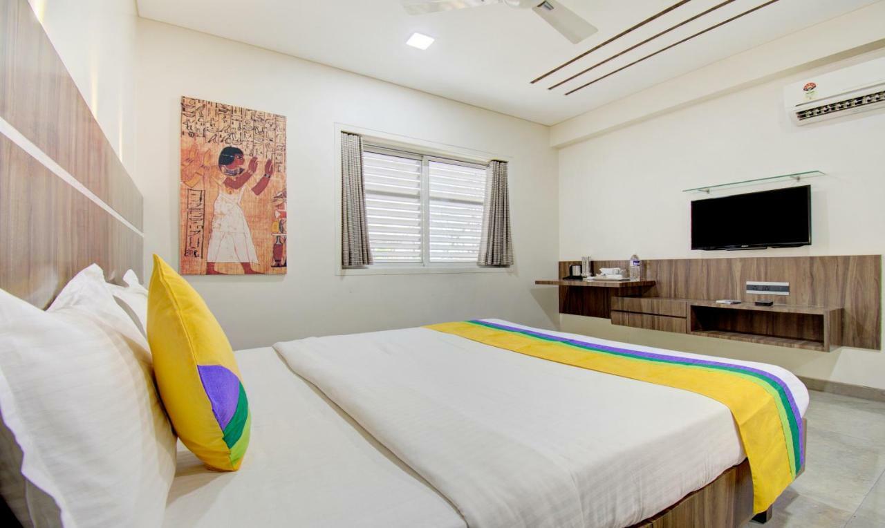 Treebo Lalaji'S Executive Hotel Аурангабад Екстериор снимка